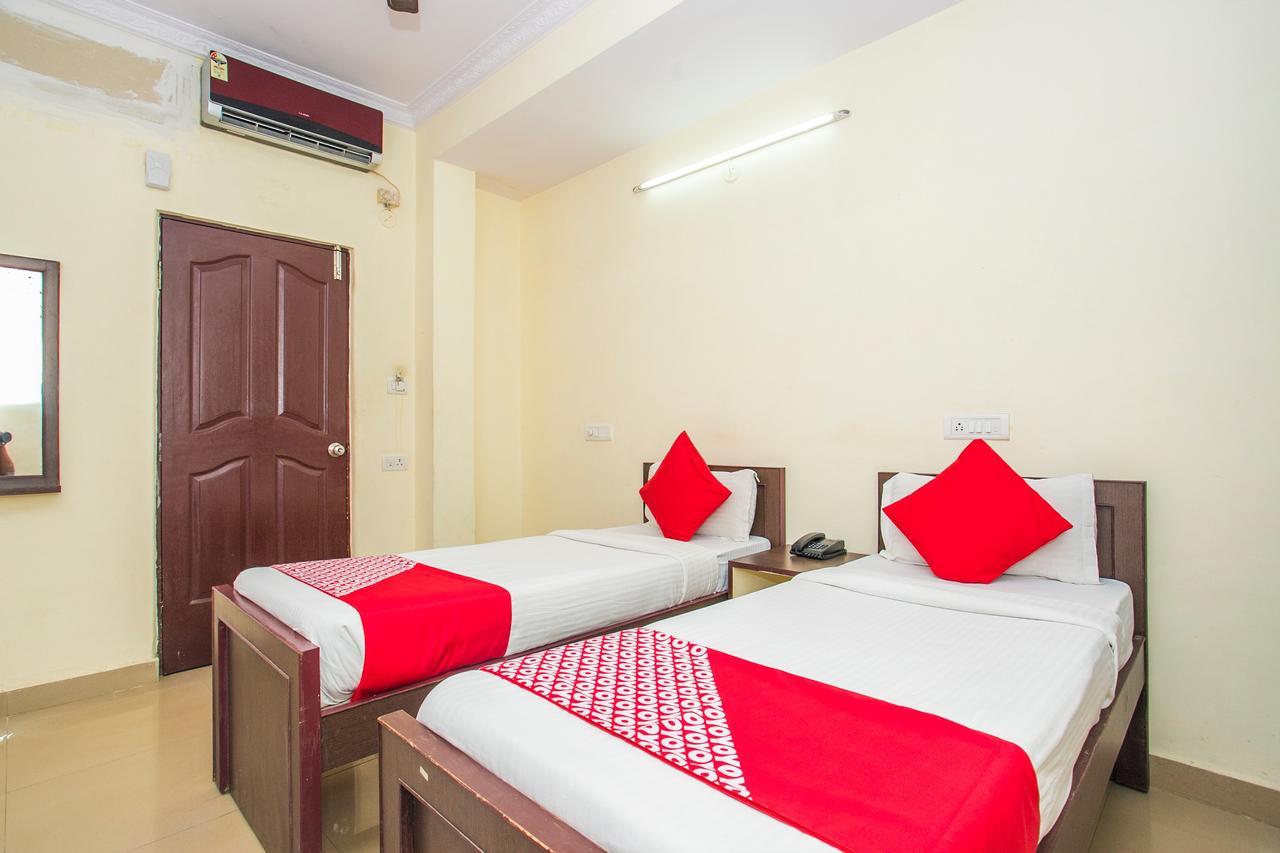 העיר בנגלור Hotel Venkat Presidency מראה חיצוני תמונה